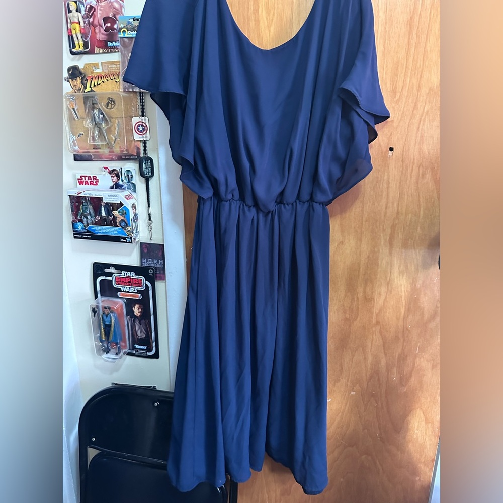 ModCloth 1X flounce sleeve navy dress